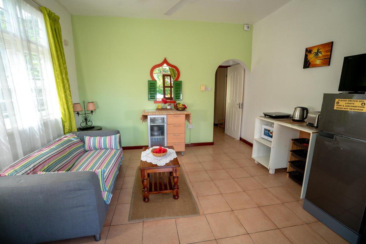 La Maison Hibiscus Self Catering Accommodation Beau Vallon  Dış mekan fotoğraf