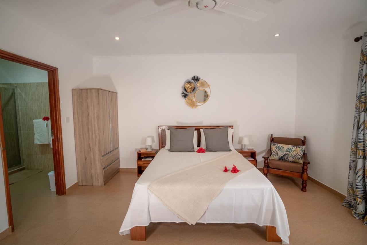 La Maison Hibiscus Self Catering Accommodation Beau Vallon  Dış mekan fotoğraf