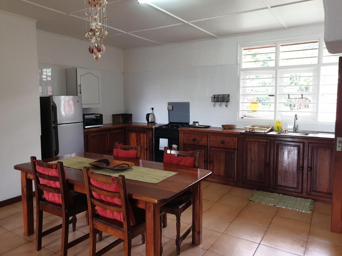 La Maison Hibiscus Self Catering Accommodation Beau Vallon  Dış mekan fotoğraf